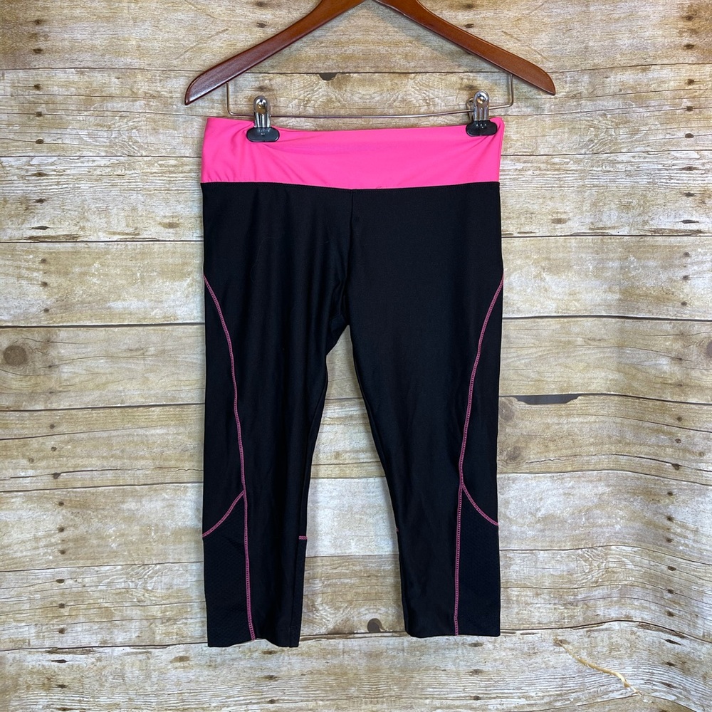 Marika capri leggings